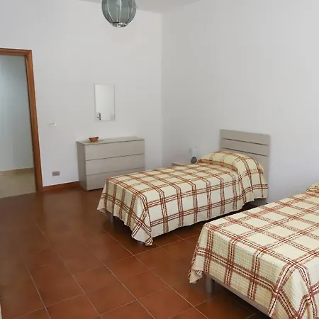Izzhome Ermes Apartment Nicotera